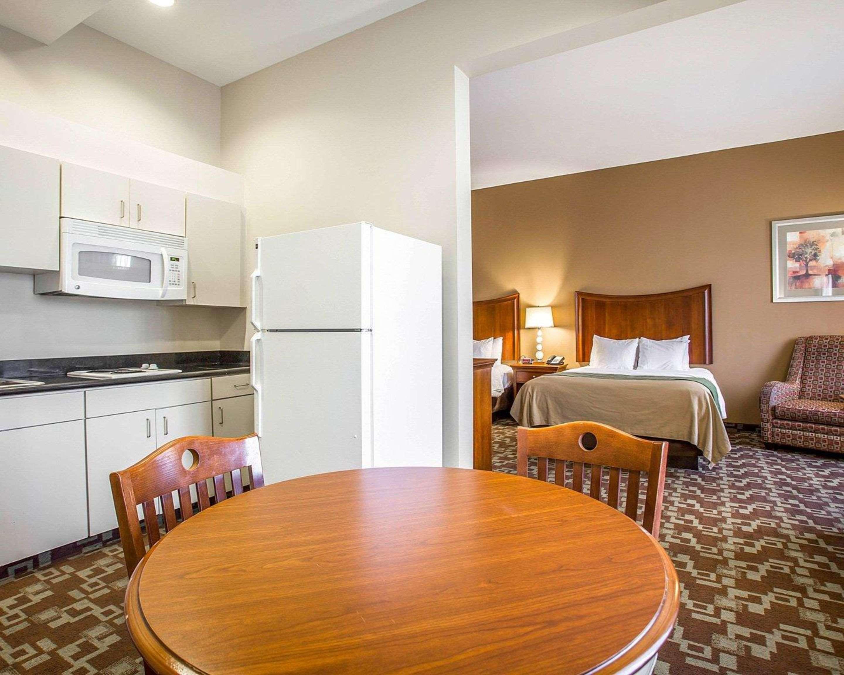 Comfort Inn & Suites Orangeburg Exteriör bild